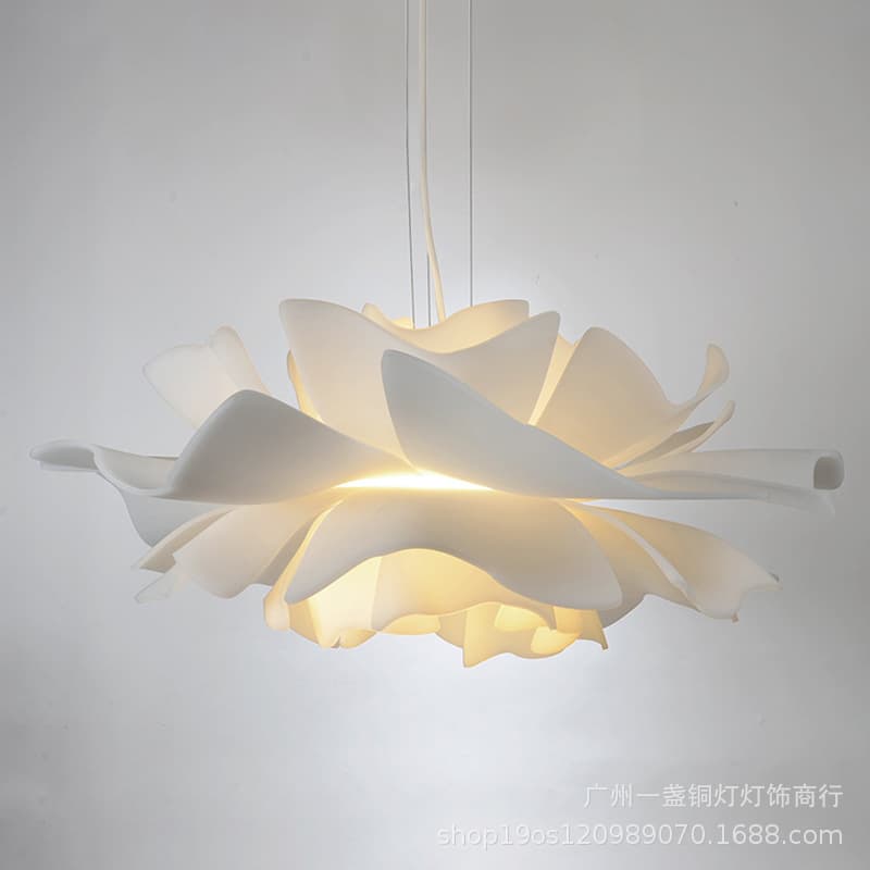 Danish designer chandelier bedroom lamp warm romantic Nordic restaurant lighting creative rose chandelier Pine Cone lamp