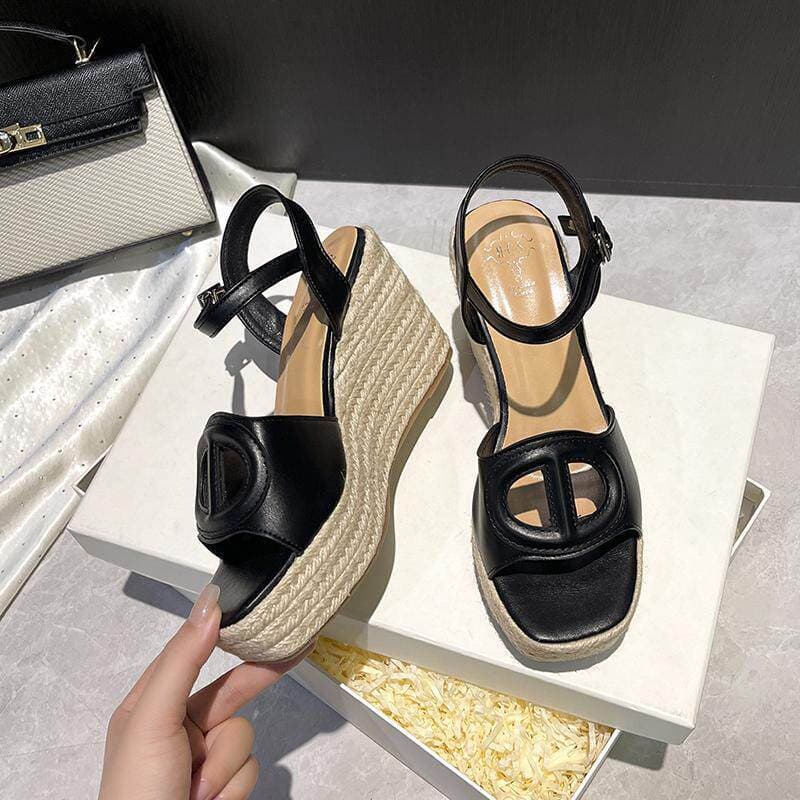 Oulu 828-11# One-Strap Buckle Pig Nose Sandals for Women, Versatile Fashion High-Heel Slide Sandals