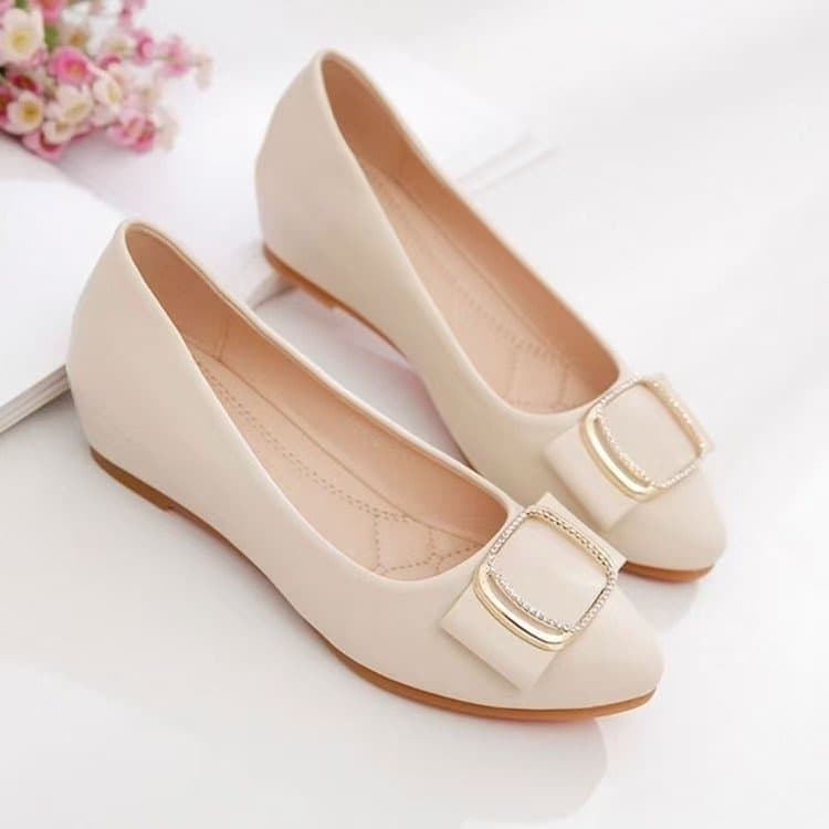 Cowhide Sole Low-Cut Women's Shoes 2025 New Spring Versatile Soft Sole Work Leather Shoes Women's Soft Leather Pointed Toe Flat Shoes