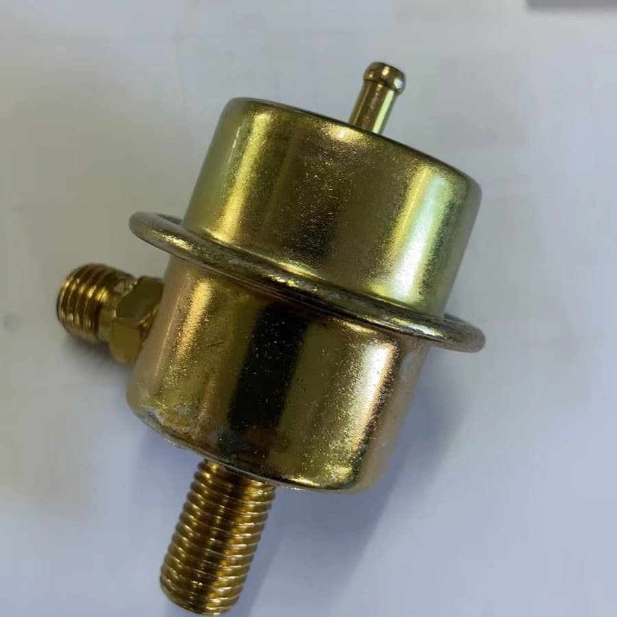 Manufacturer supplies fuel pressure regulator 0280161007, 92811023102 for Mercedes-Benz
