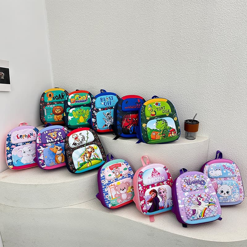 Cartoon hard shell children's bag kindergarten cute backpack 2-4 years old children's backpack baby small school bag