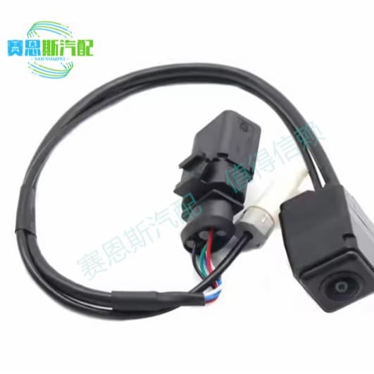 Brand new 95B980551L rearview camera compatible with 16-19 inch Porsche and 18-21 inch Macan and Lamborghini.
