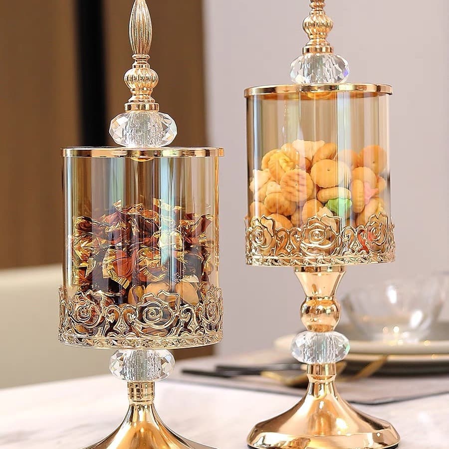 Light Luxury Crystal Glass Lidded Storage Jar European American Style Living Room Coffee Table Lace Candy Jar Storage Decoration Ornament