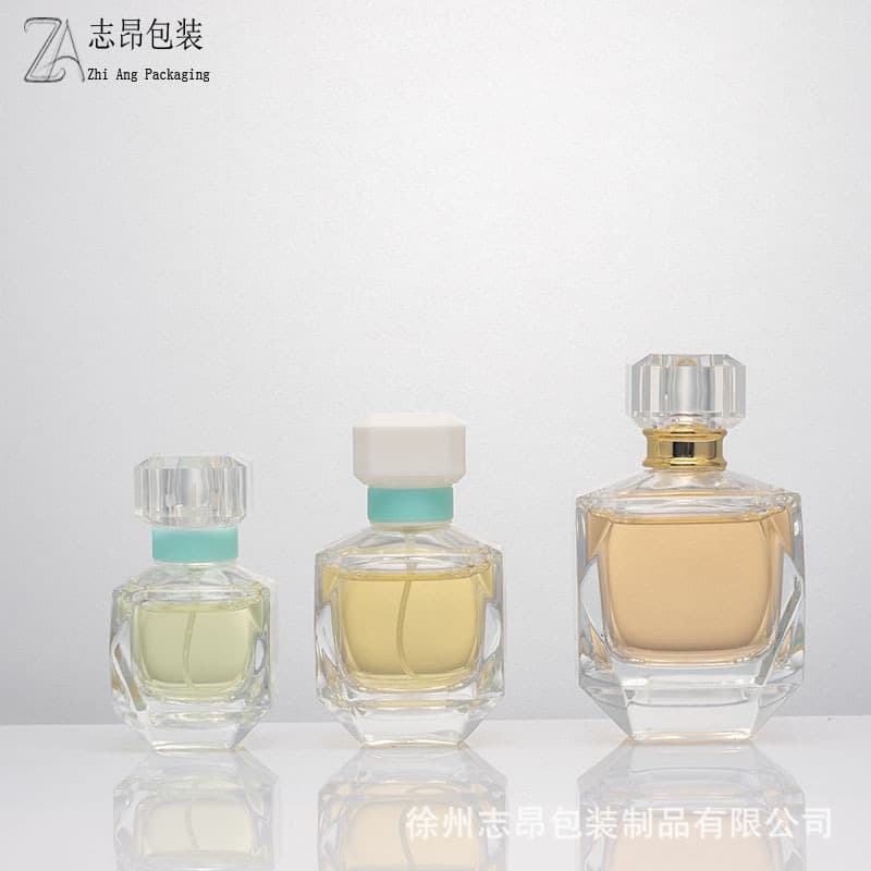 Cross-border Hot-selling 30ml Perfume Bottle 50ml Transparent Multi-faceted Diamond Glass Perfume Sub-bottle Square Perfume Cap