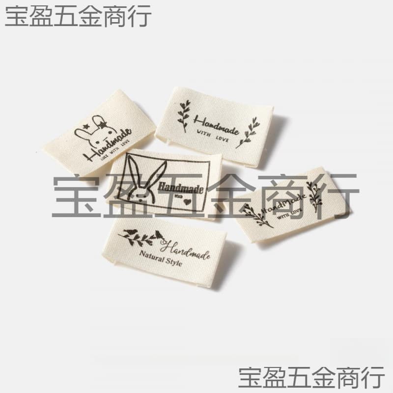 Ready Stock Handmade Fabric Labels, Hemmed Beige Small Rabbit Plant Branch Flower Large and Small Tags, Fabric Accessories