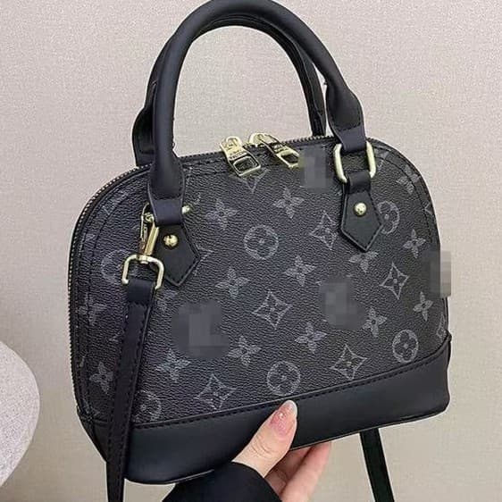 Retro Fashion Shell Handbag 2025 New Letter Shoulder Messenger Bag Niche Western Style Popular Cross-Border Foreign Trade