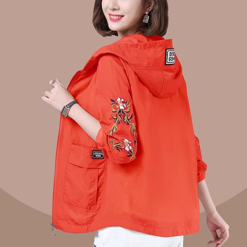 Women's summer embroidered lightweight sun protection jacket, loose fit, plus size, casual hooded, suitable for middle-aged mothers.