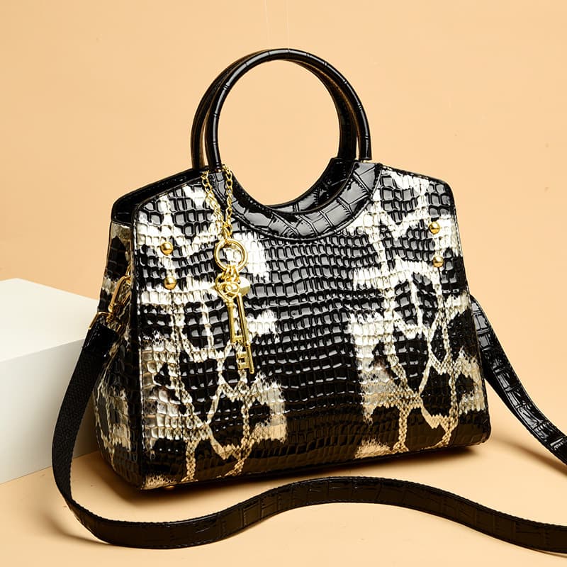 Bags for women 2026 new textured crocodile pattern handbag European and American retro large capacity one-shoulder crossbody Kelly bag