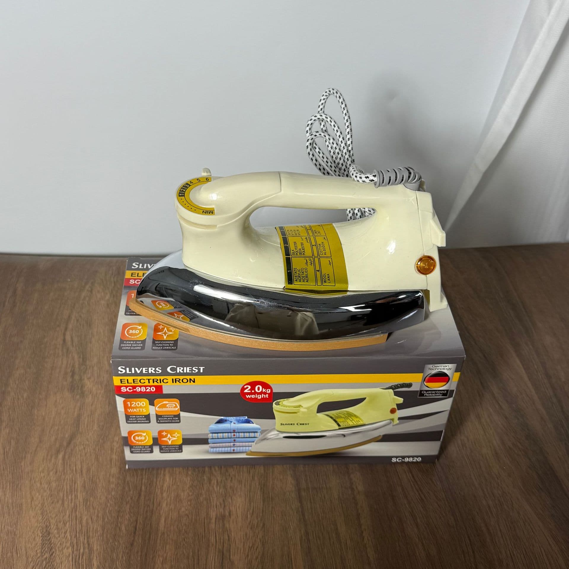 Cross-border 2kg Electric Iron Dry Iron Iron Household Handheld Clothes Ironing Machine European Standard British Standard Factory
