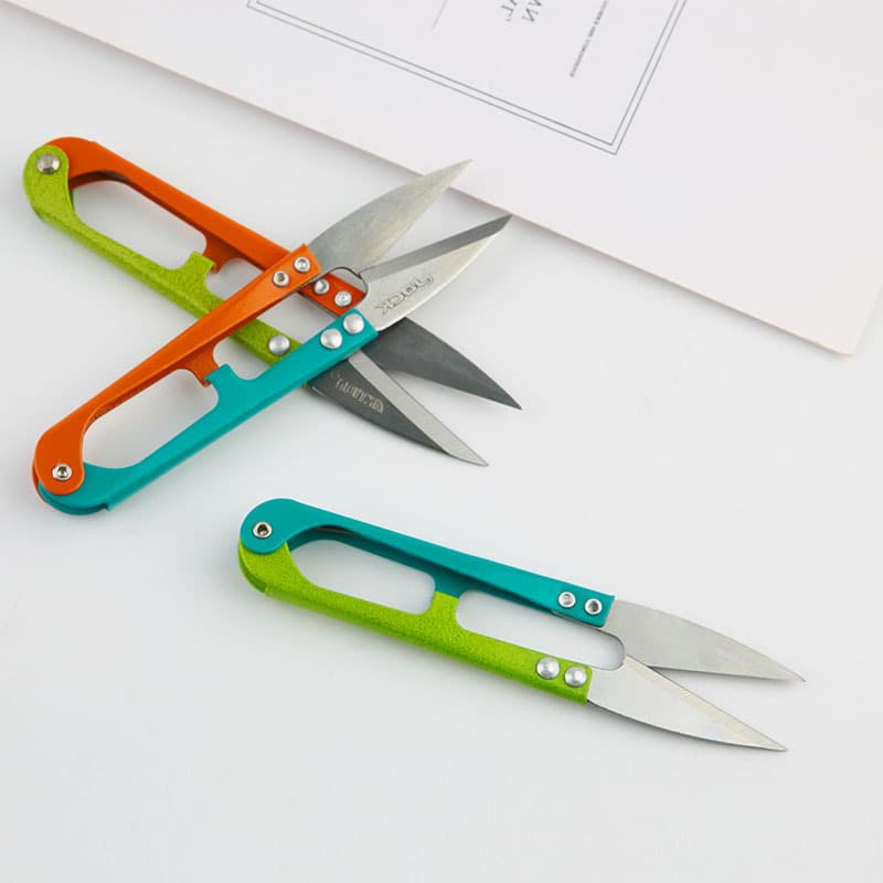 Dual-color scissors, three colors available sewing thread snips, small thread snipping scissors, fishing line snips, household scissors wholesale
