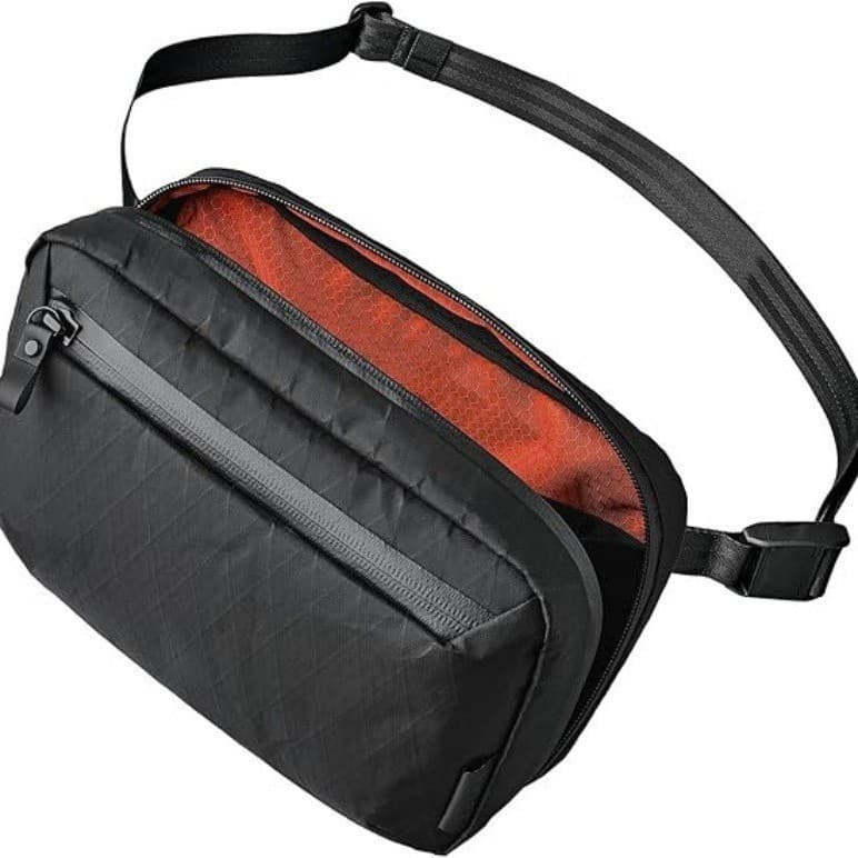 Spot new functional wind sports waist bag outdoor mountain climbing multi-functional tactical crossbody bag large capacity waterproof and wear-resistant