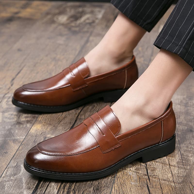Black Business Men's Shoes Korean Trendy Soft Leather British Pointed Toe Slip-On Mens Shoes