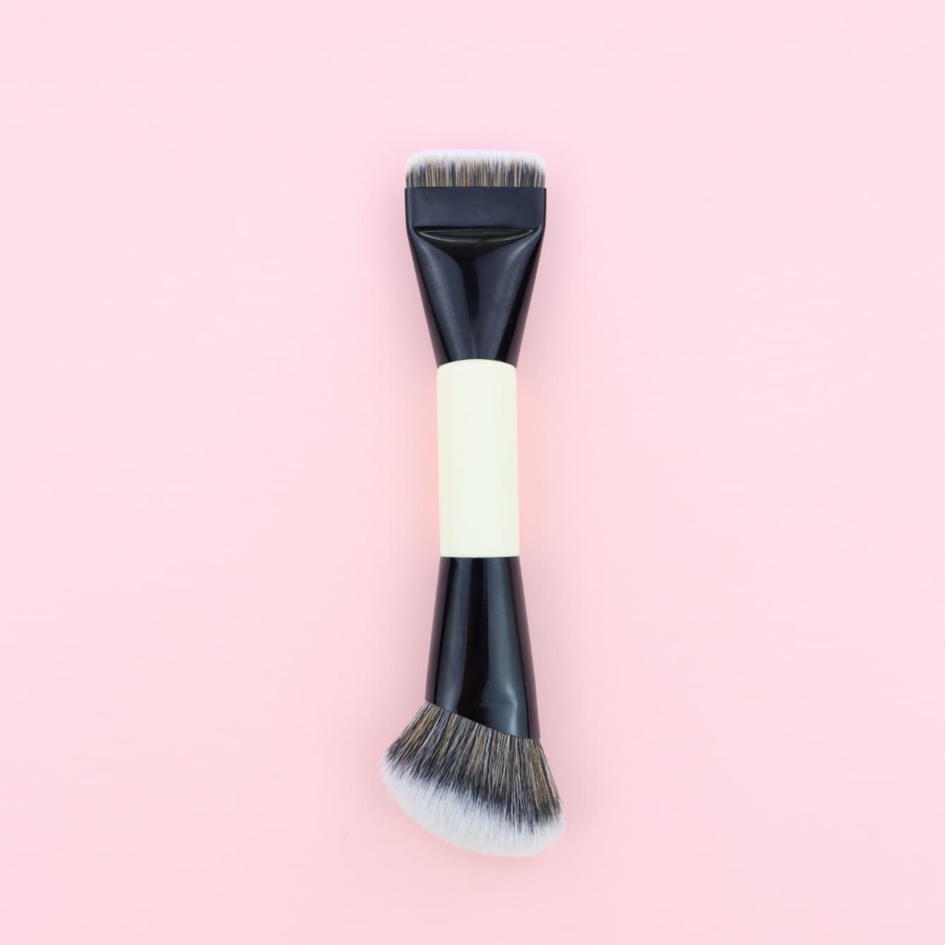 Cross-border double-ended one-word foundation brush powder blush sickle contour contour concealer multi-functional professional makeup brush