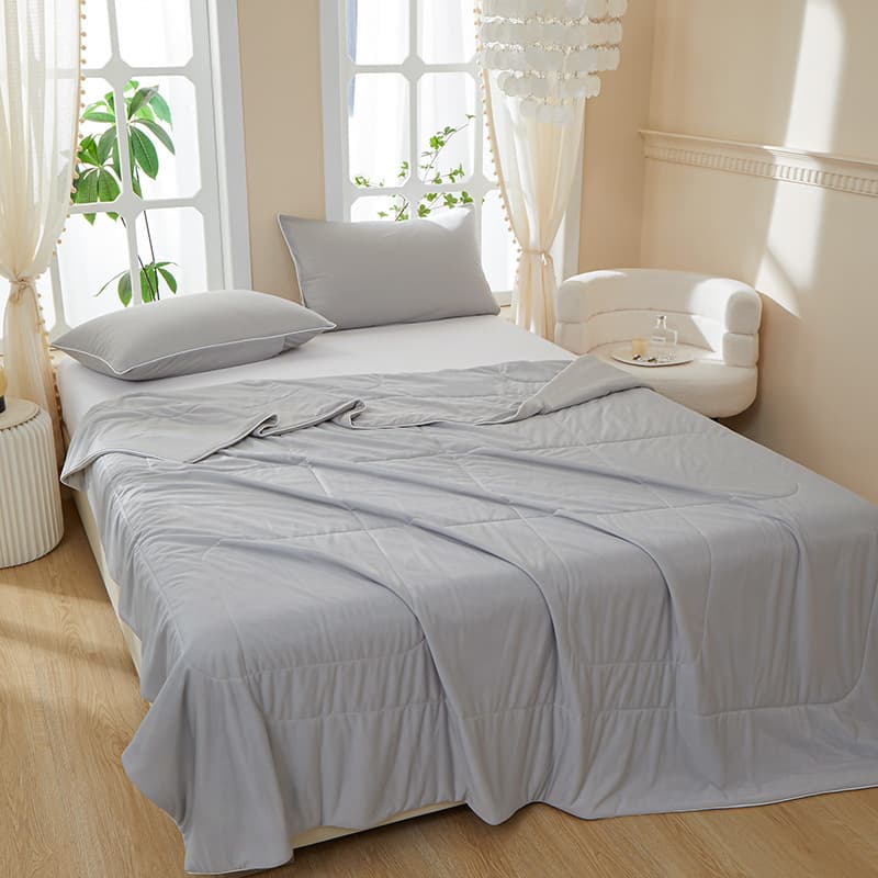 Ice Cream Cool Touch Summer Quilt Air Conditioning Blanket Machine Washable Single Double Student Dorm Lightweight Summer Blanket