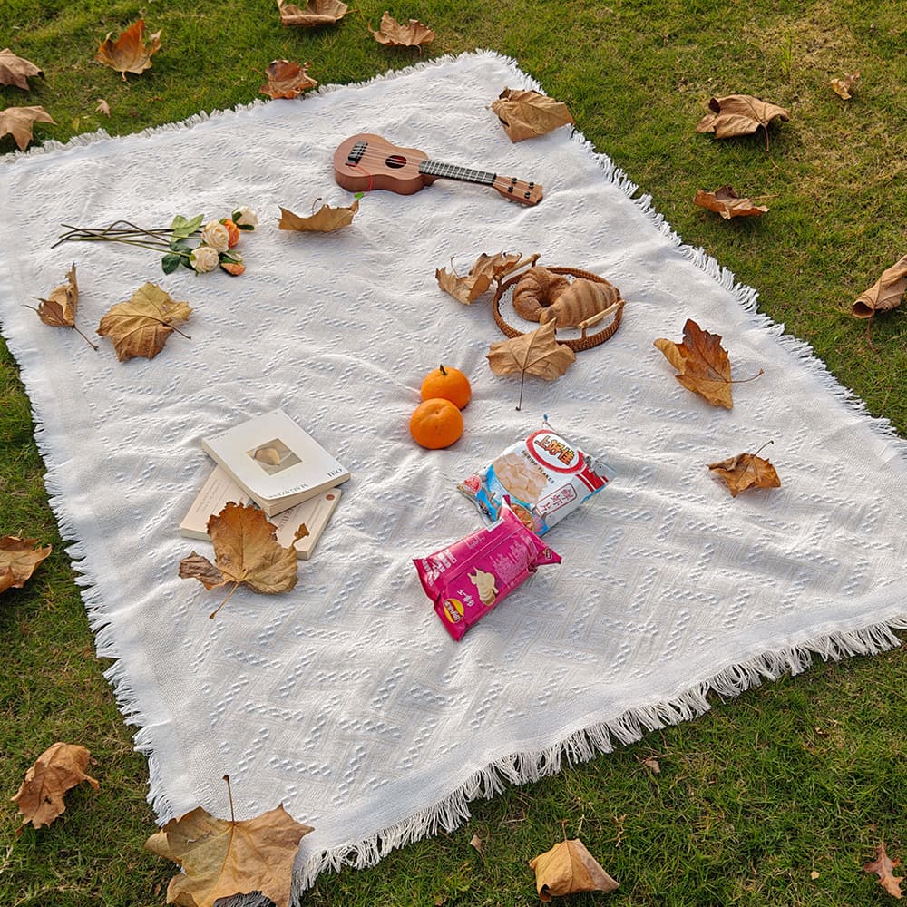 T-Shape Pattern Outdoor Camping Picnic Mat Waterproof Beach Tent Ground Pad French Style Blanket Durable Polyester Cotton Rug