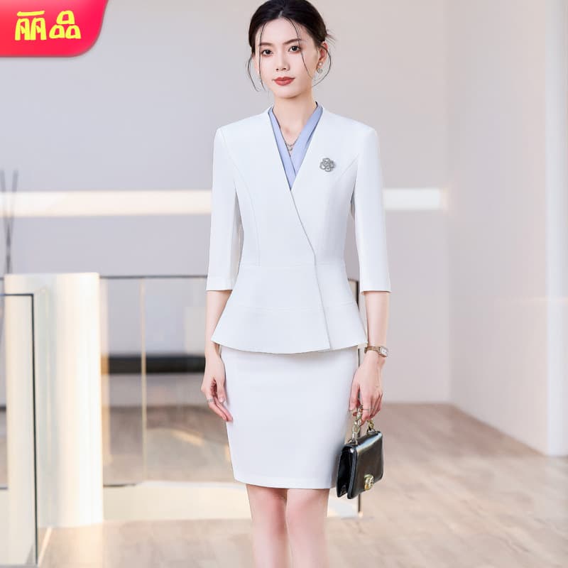 Wholesale Spring Summer Fashion Sky Blue Three-Quarter Sleeve V-Neck Blazer Women's Pants Skirt Suit Three-Piece Set
