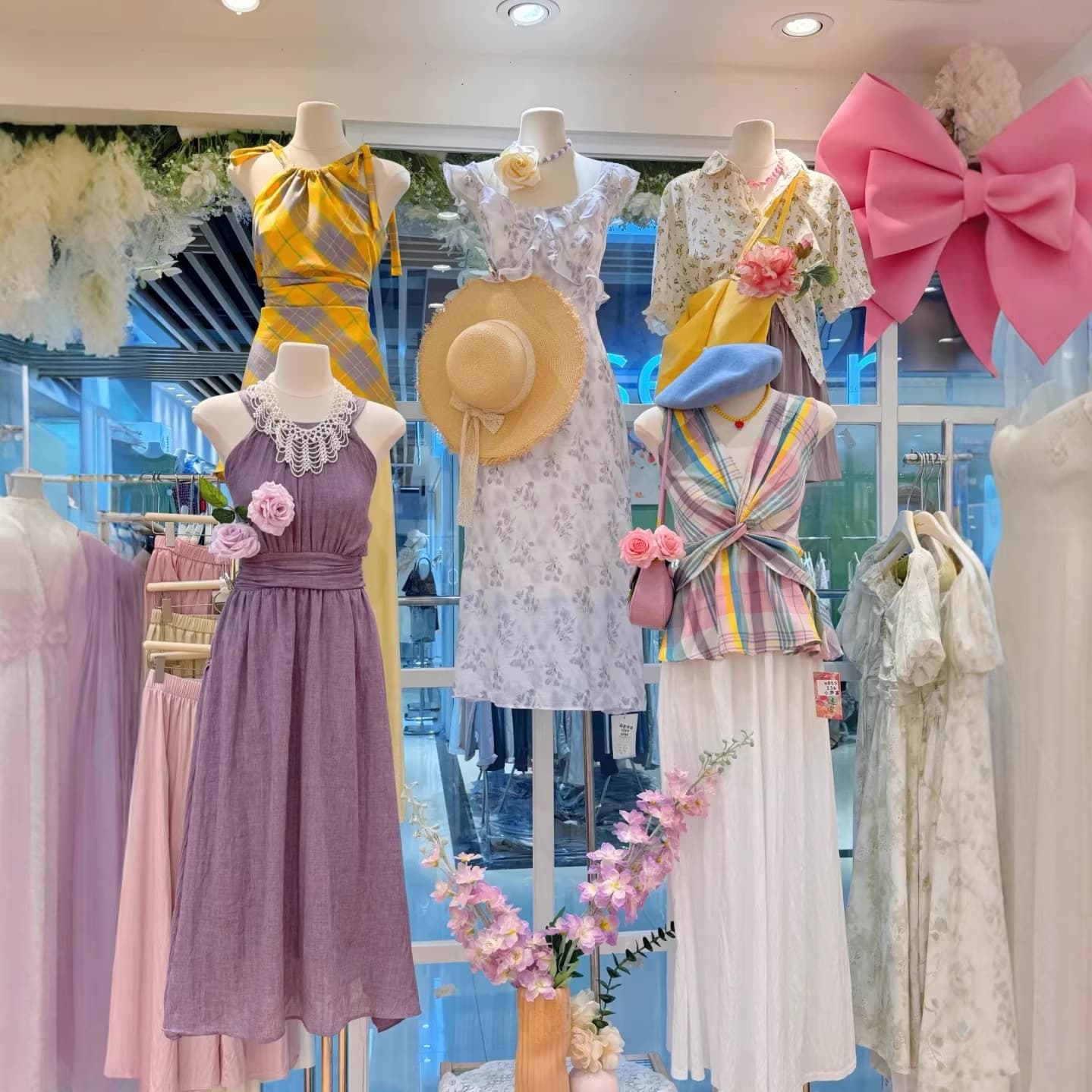 2026 Brand Women's Clothing Assorted Summer Trending Styles Wholesale Stock for Live Streaming, Physical Stores, and Street Stalls