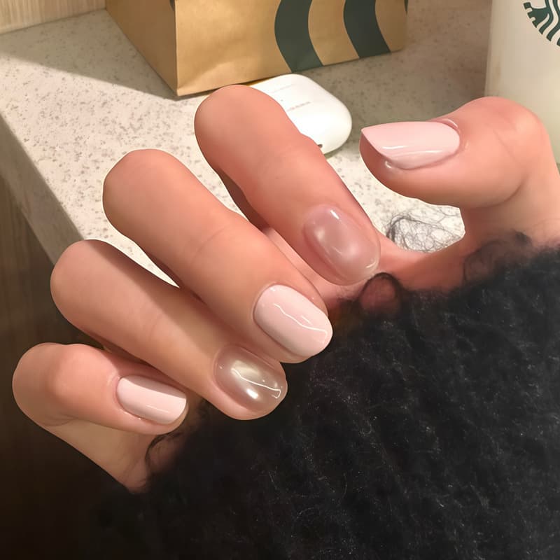 Ice Cat Eye Gradient Wearable Nails Short Style Whitening Commute Versatile Nail Art Sweet Cool Girl Fake Nails 30 Pieces Finished Product