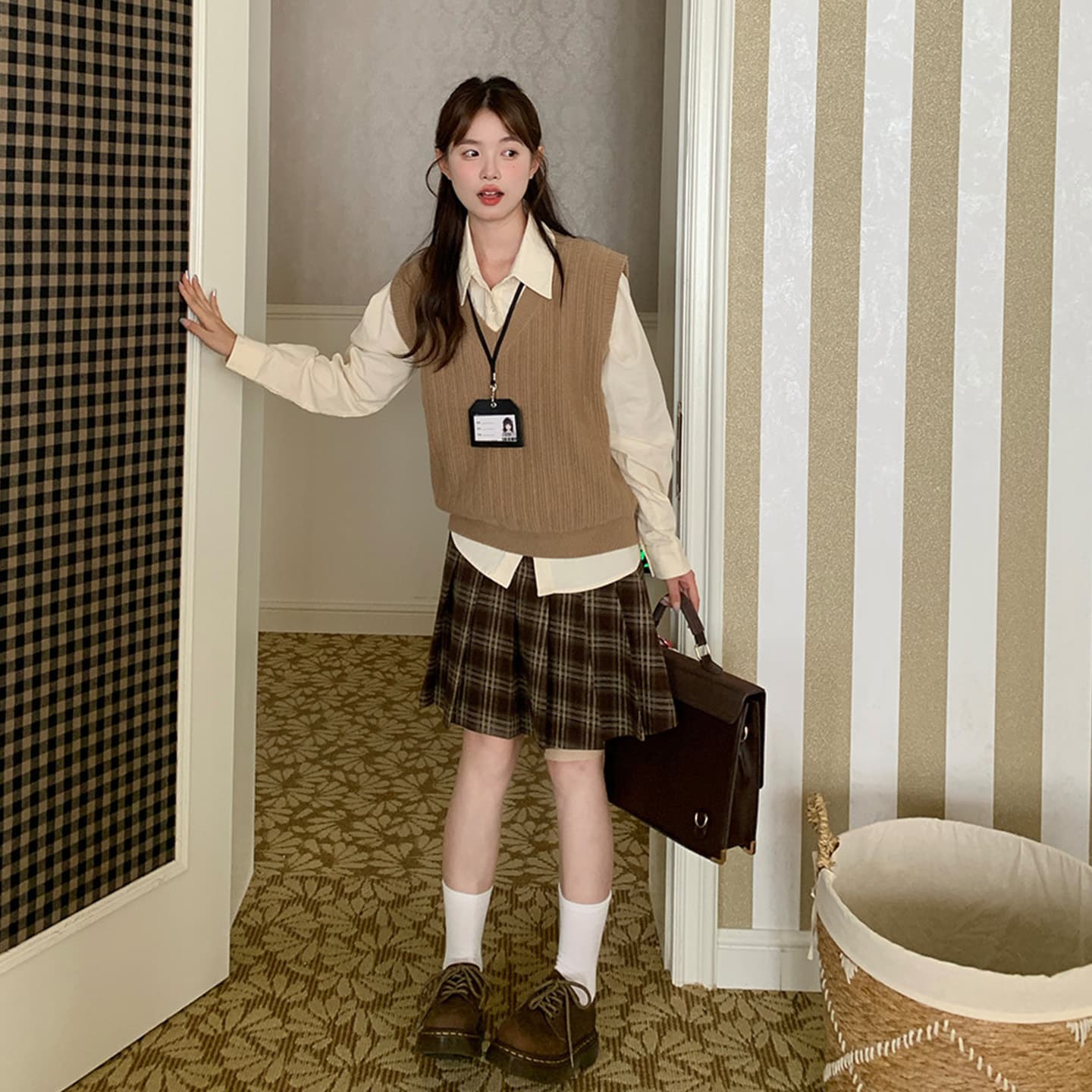 Tokyo Seasonal Jk Brown Sweater Vest Shirt Top Brown Plaid Pleated Skirt Autumn Layering Set for Women
