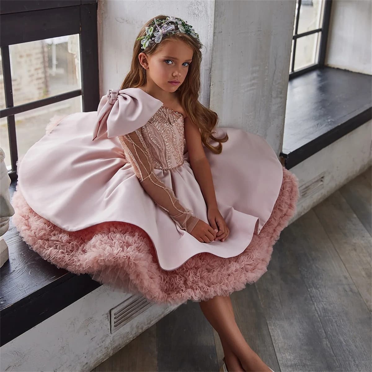 Pink Children's Formal Dress Fashionable Banquet One-Shoulder Bow Long Sleeve Puffy Princess Dress Birthday Party Piano Performance Costume