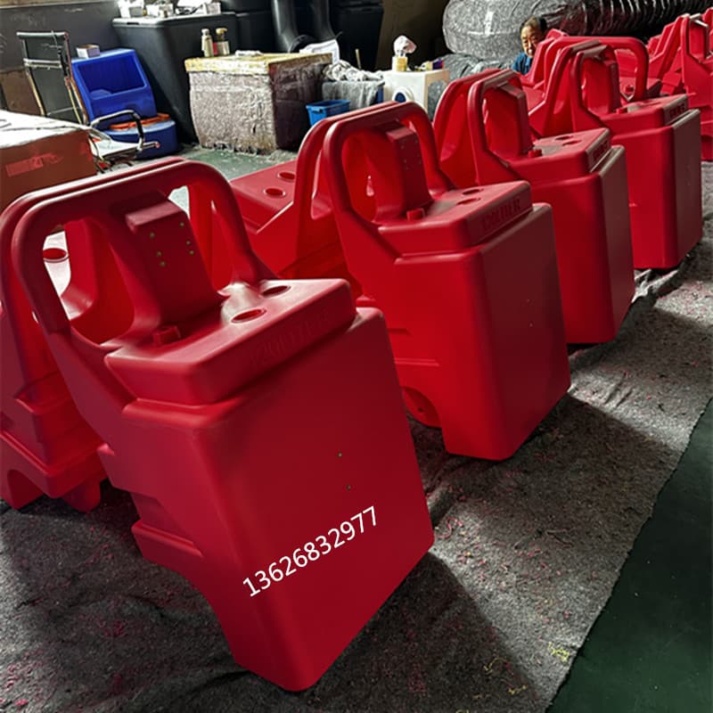 Rotational Molding Processing Mobile Oil Pump Oil Storage Plastic Tank Electric Refueling Machine Plastic Shell Agricultural Machine Diesel Tank