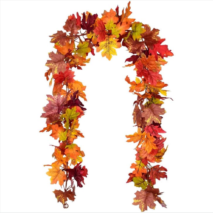Autumn simulated maple leaf garland Halloween Harvest Festival ornaments Amazon hot-selling home decoration ornaments maple leaf rattan