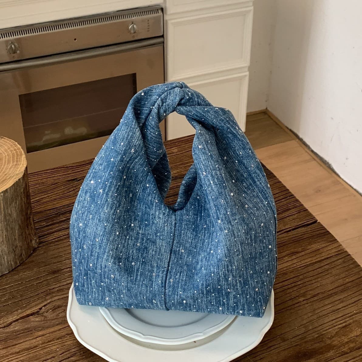 Casual denim large-capacity bag for women 2026 new trendy and trendy high-end work commuter handbag