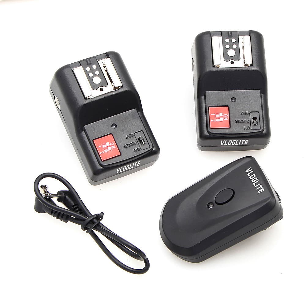 Flash Outdoor Light Accessory PT04GY One-to-Two Wireless Trigger Flash Trigger Photography Fill Light Portable