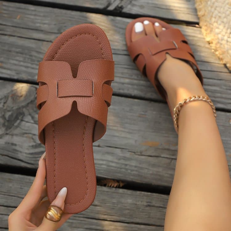 2025 Winter Style Slide Sandals with PU Upper, Low Block Heel, Rubber Sole