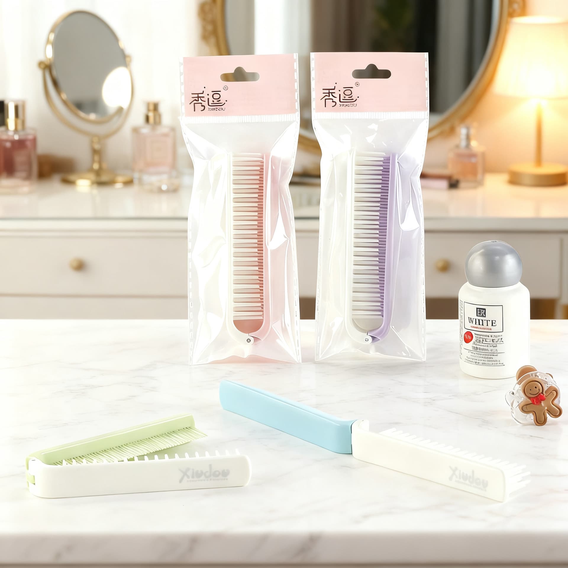 Plastic folding dual-purpose comb multi-functional dense tooth folding comb student portable mini pocket care comb