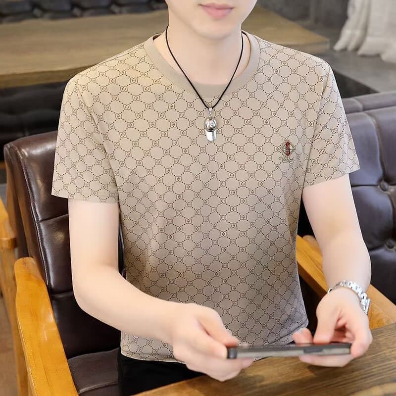 Summer new men's round neck new T-shirt summer breathable ice silk casual versatile fashion light luxury trend short-sleeved