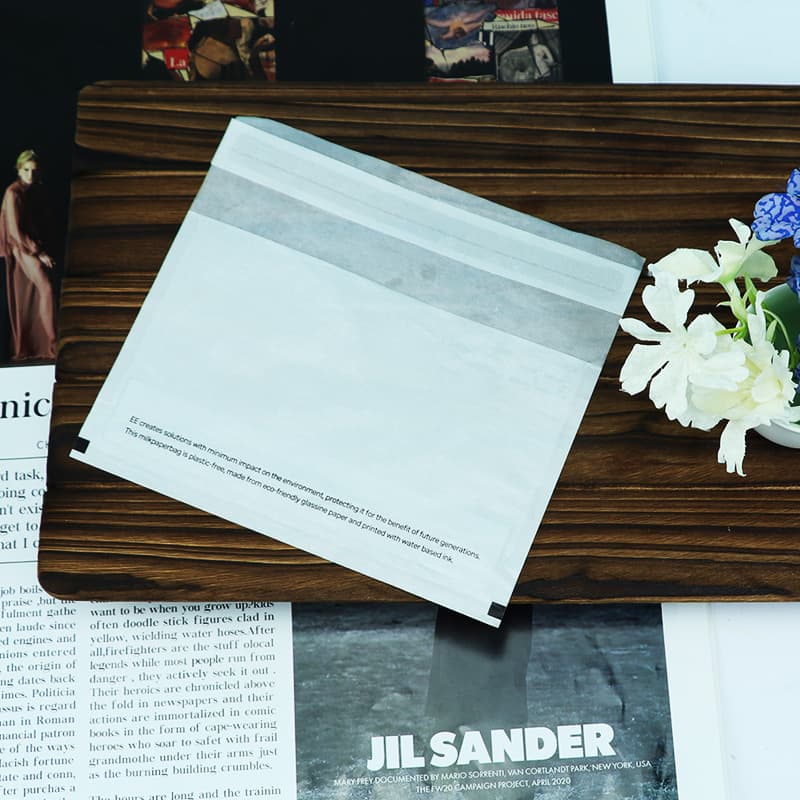 Custom Semi-Transparent Glassine Paper Bags for Clothing Packaging