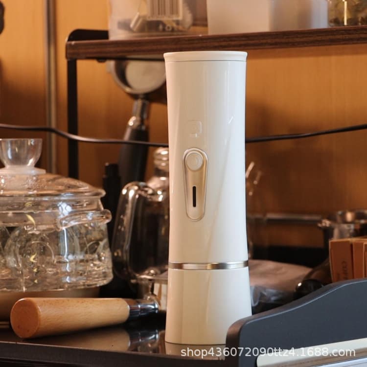 Custom Source Factory Hand Press Outdoor Coffee Machine Small Espresso No Power Camping Car Coffee Maker