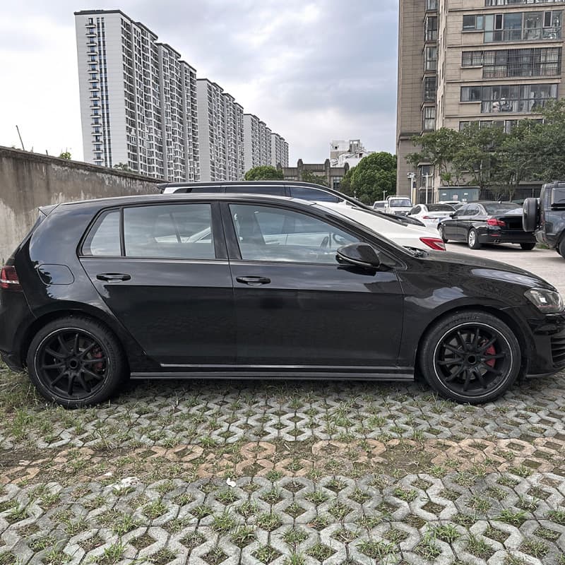 Side skirt spoiler modification for Volkswagen Golf MK7 GTI GTD GTE R 2013-2019 models