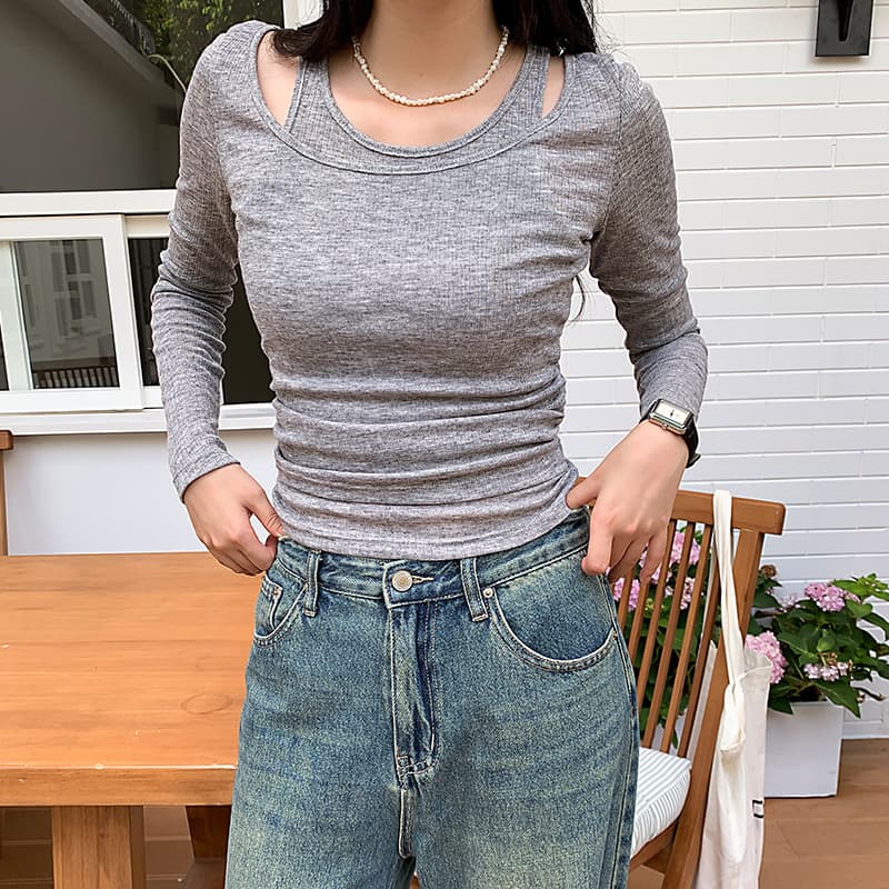 No Returns or Exchanges Slimming Faux Layered Spaghetti Strap Knit Top for Women Autumn Long Sleeve Korean Style Stretchy Top 02