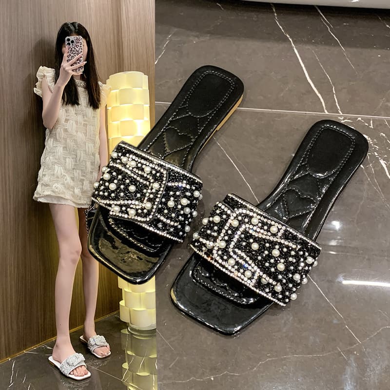 Exquisite French style flat slippers 2025 Internet celebrity short skirt temperament socialite matching dress slip-on slippers