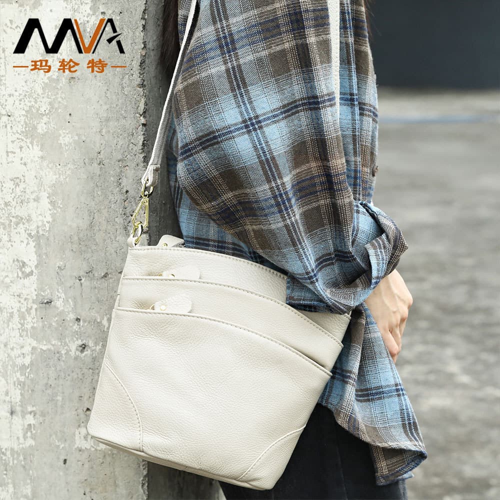 Women's Genuine Leather Shoulder Crossbody Bag, Versatile Premium Style, Large Capacity Retro Soft Leather Handbag