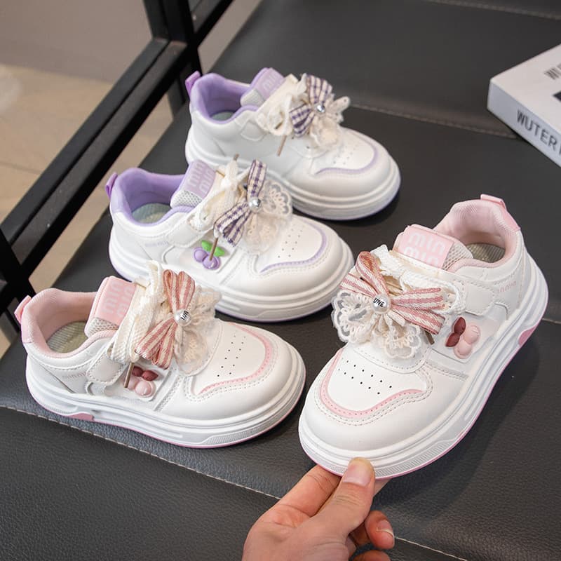 Children's Board Shoes Girls' Sneakers Spring and Fall New Student White Shoes Lightweight Soft Sole Casual Shoes for Middle and Older Kids