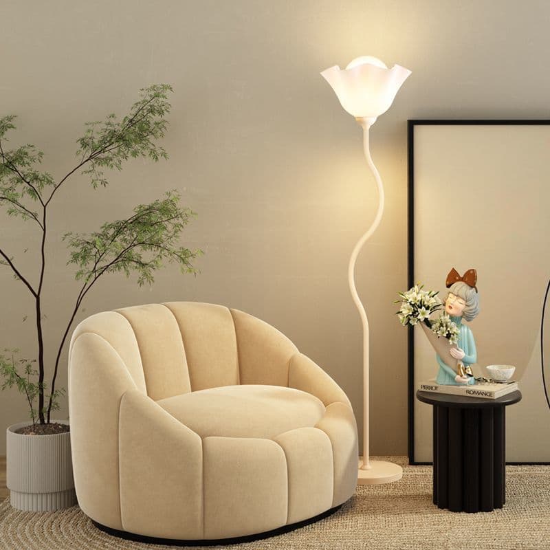 Cream Floor Lamp Living Room Sofa Next to Petal Atmosphere Lamp Simple Light Luxury Nordic Bedroom Bedside Vertical Table Lamp