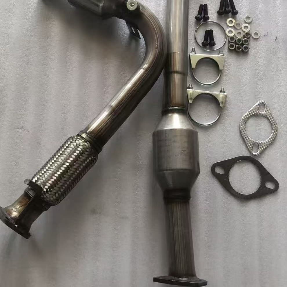 Chevrolet Equinox 2.4L Two Catalytic Converters 2010-2017