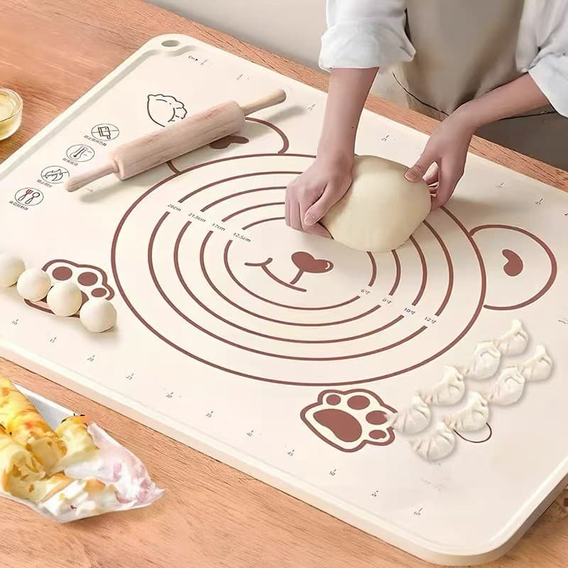 Silicone Dough Kneading Mat, Cute Cartoon Bear Anti-Slip Rolling Pin Mat, Food-Grade Large Baking Board