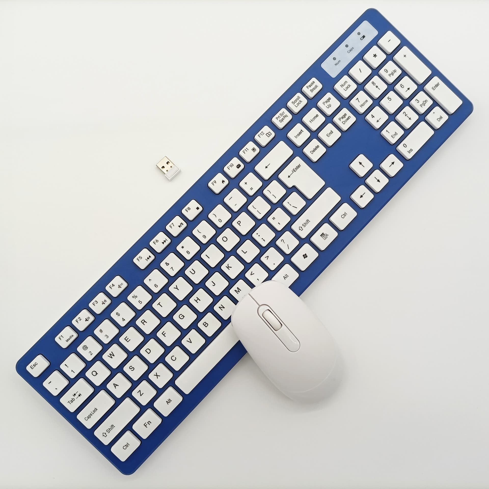 Wireless keyboard and mouse set, colorful pink, blue, white, silent, chocolate-shaped, multimedia keys, personalized.