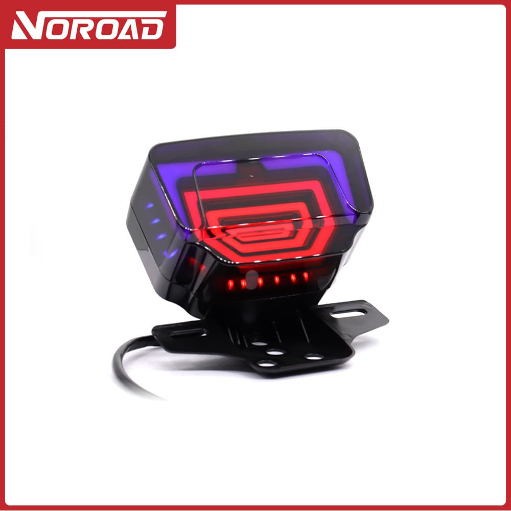 Motorcycle taillight modification: TMX155/CG125 sequential taillights, turn signal assemblies, strobe signal lights.