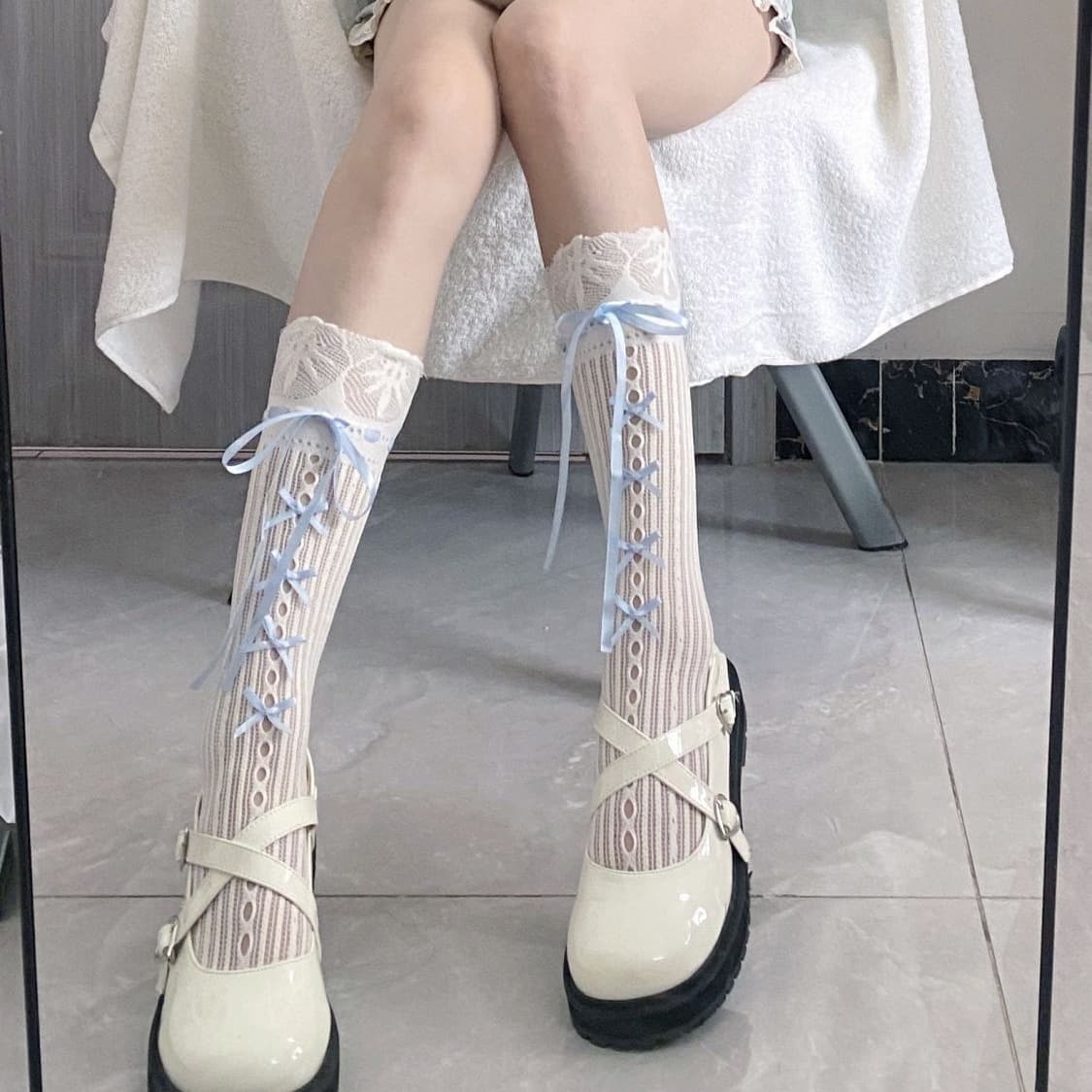 Lolita sweet lace-up bow mid-calf socks, printed lace Japanese JK calf socks wholesale, one-piece drop shipping.