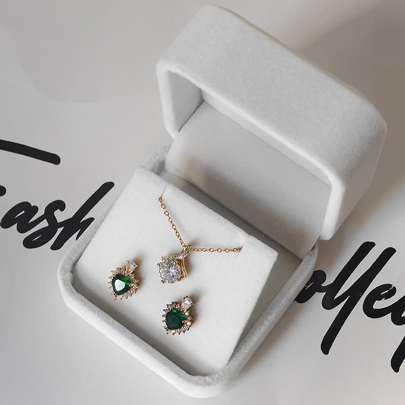 In Stock Rounded Velvet Necklace Box Ear Hook Earring Box Stud Box Jewelry Box