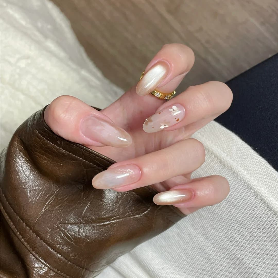 Handmade Wearable Nails Spring Gradient Glass Bead Cat Eye Gentle Floral Ins Aesthetic Whitening Nail Art