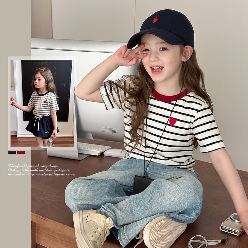 Aimobaby Children's Striped Short Sleeve 2025 Summer Girls' Korean Style Half Sleeve Fashionable Color Block Embroidered Heart T-Shirt
