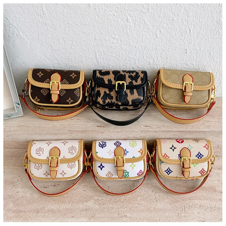 Girls' Premium Handbag Shoulder Crossbody Mini Square Bag Trendy Versatile Small Coin Purse Red Envelope Bag