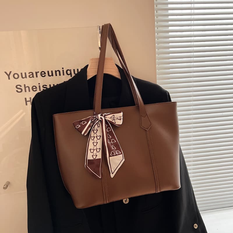 2023 New Trendy Retro Commuter Layered Shoulder Bag Premium Tote Bag for College Students Women