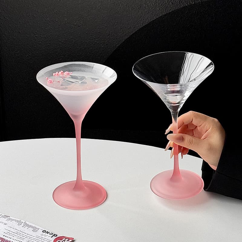 【Wholesale】High-Stem V-Shaped Cocktail Glass, Ins Juice Glass, Champagne Glass, Martini Glass, Flared Triangle Glass